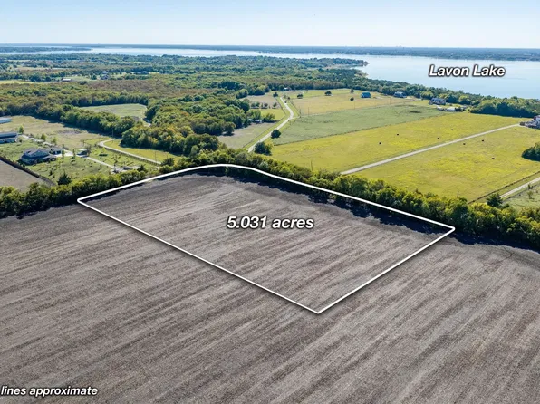 Meghan Ln, Farmersville, TX 75442