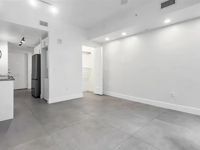 1536 NW 15th Ave #303 — Photo 10