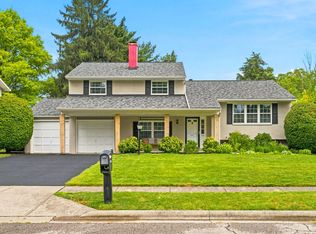 402 Hermitage Rd, Columbus, OH 43230