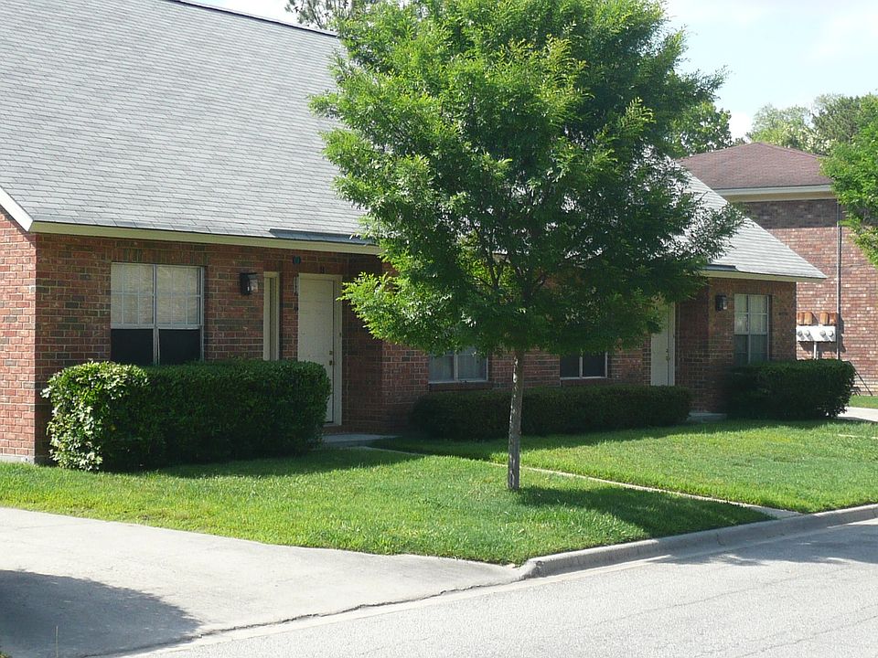 103 Brandon Lane