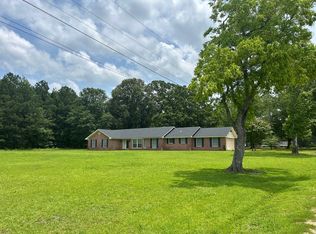 3911 New Hope Rd, Columbus, MS 39702