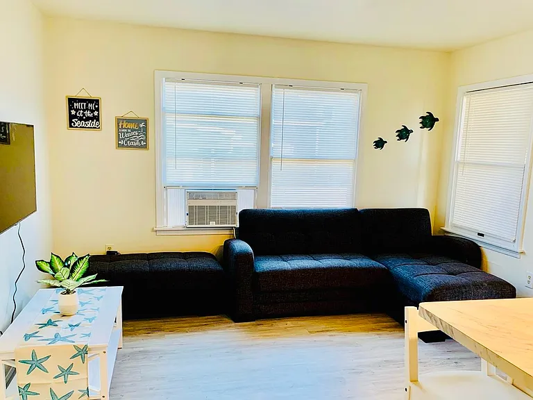 113 Lincoln Ave — Photo 3