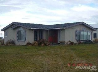 137002 W King Tull Rd, Prosser, WA 99350