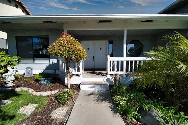 1st image of 225 Effie Way