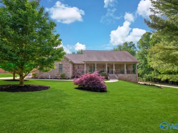 254 Cedar Crest Dr, Huntsville, AL 35806
