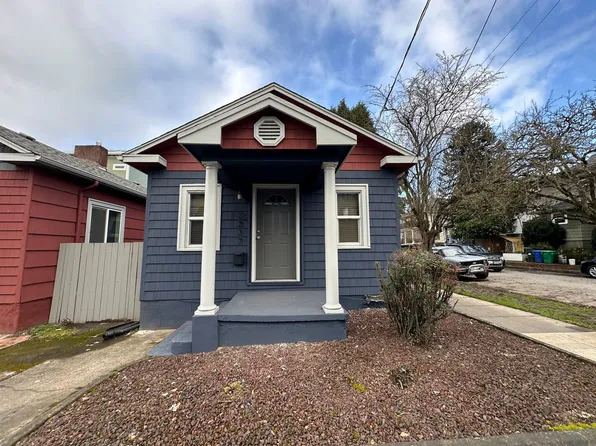 JH1502 -A*, 2323-2337 SE Hawthorne Blvd #7102388FD, Portland, OR 97214