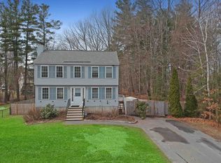 22 Magnolia Ln, Derry, NH 03038