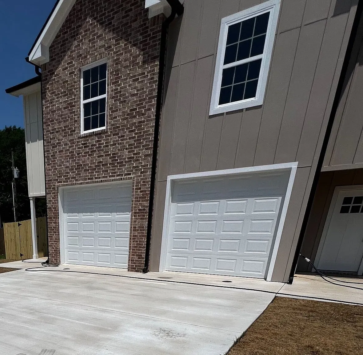 3 bed, 2.5 bath, 1990 sqft, $1,850 — Photo 2