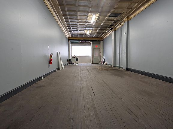 2nd image of 319 S Main St
