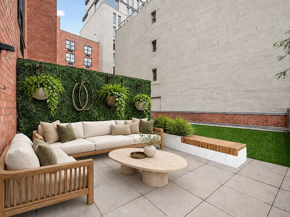298 Mulberry St #2C