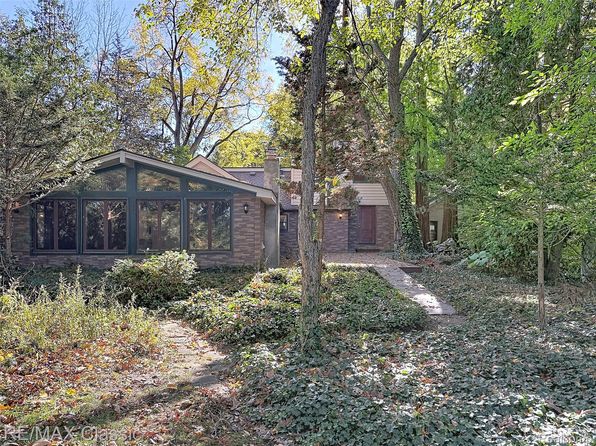 3816 Covert Rd