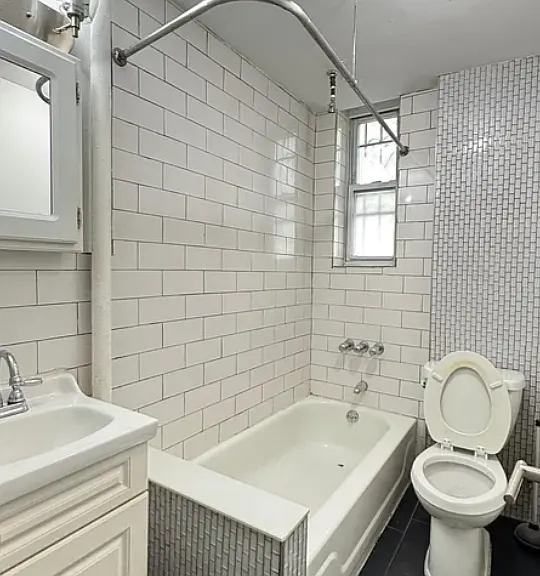 1564 Pacific St #1F — Photo 10