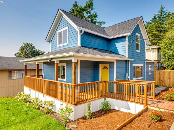 1137 NW Ash St, Camas, WA 98607
