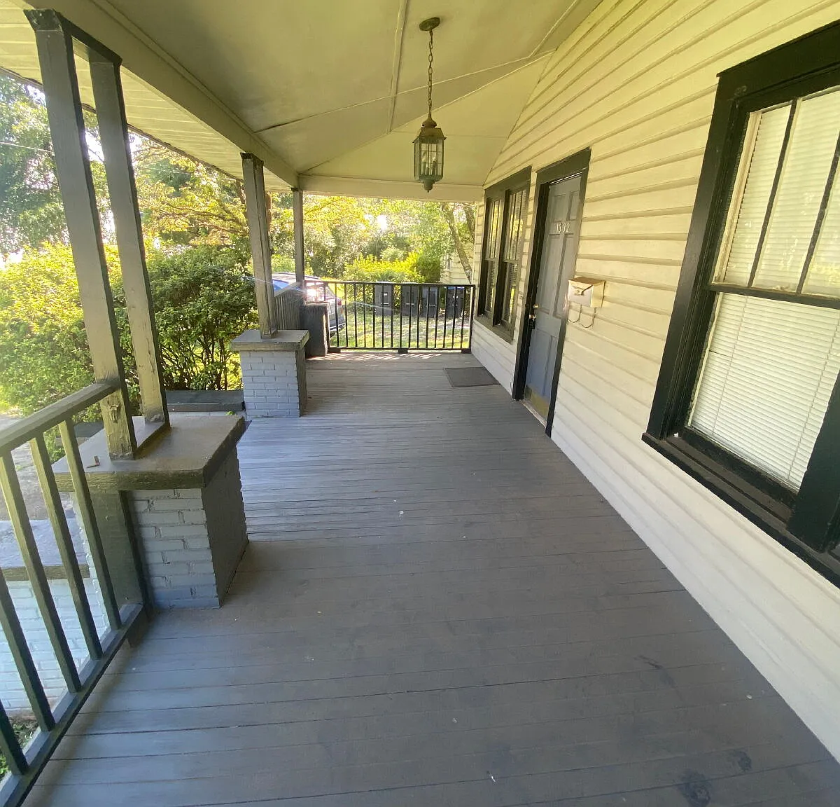 2 bed, 1.0 bath, 1032 sqft, $1,450 — Photo 3