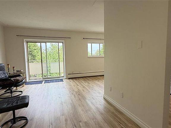 4th image of 206 Indian Rd