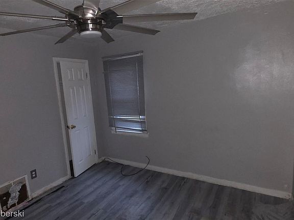 2nd image of 19130 Trinity St