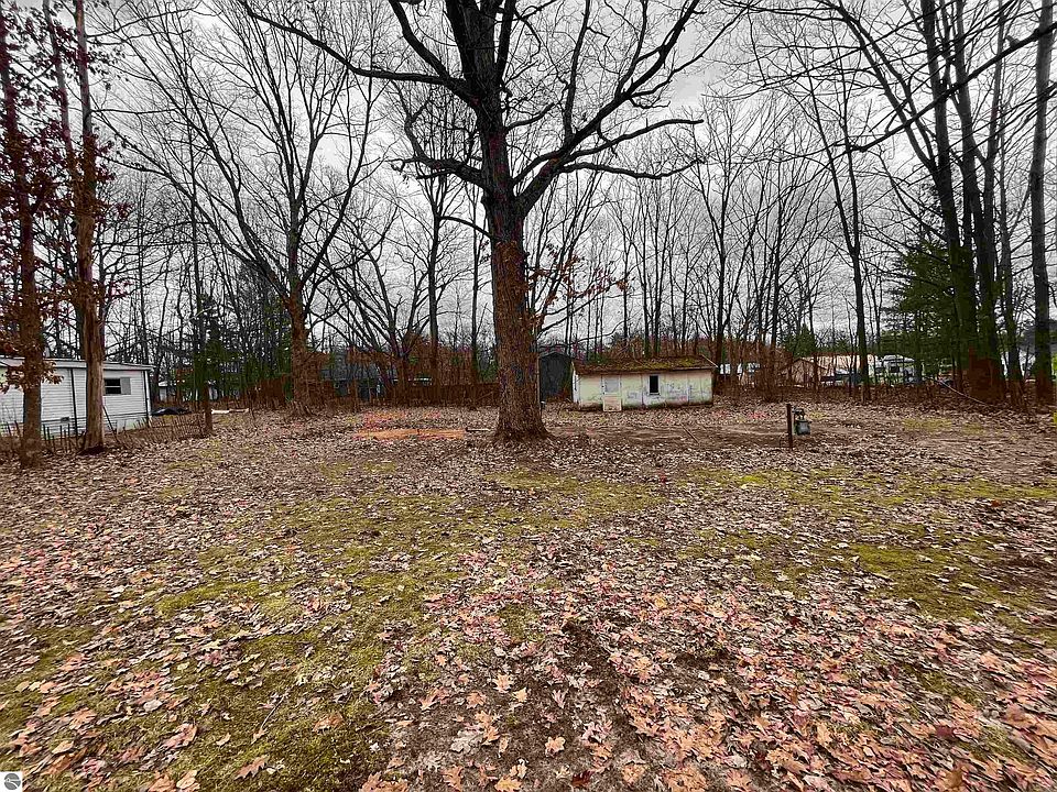 1st image of 2355 Fashion Ave