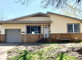 1013 N Elm St, Ponca City, OK 74601