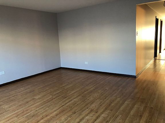 3rd image of 10451 Doris Ct APT Ge