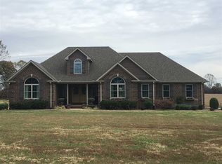 584 Hade Bell Rd, Scottsville, KY 42164