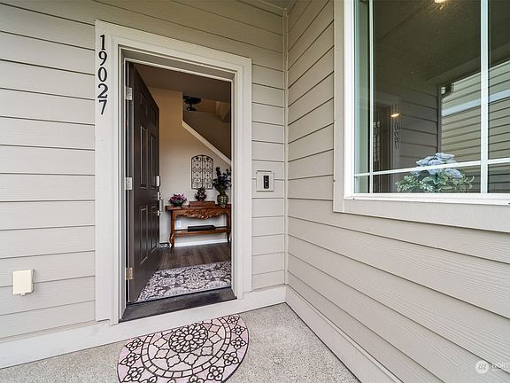 2nd image of 19027 132nd Street E