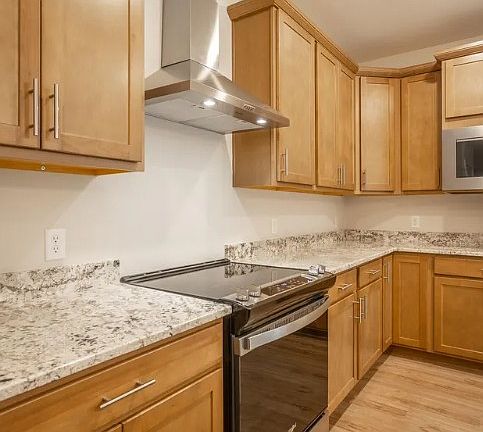 5th image of 7019 Mercedes Ln #1562
