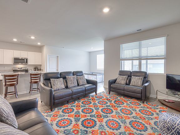 2nd image of 5070 Hunters Village Dr