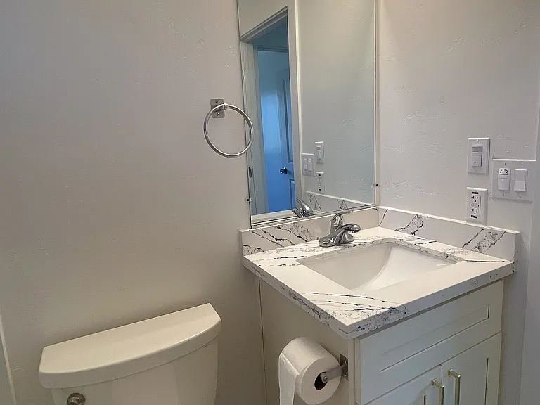 8911 Central Ave #2 — Photo 15