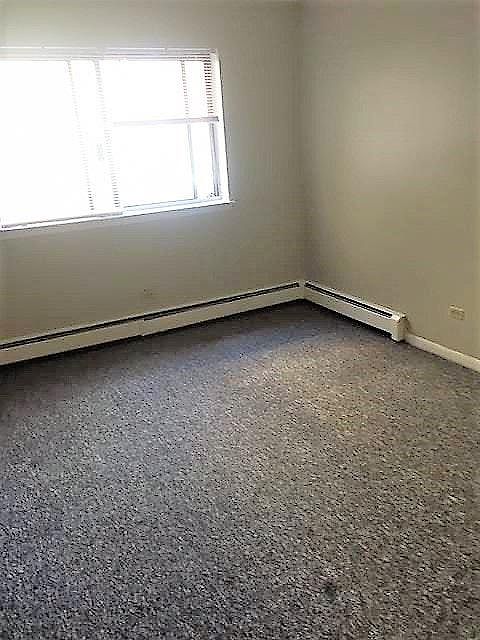 2nd image of 5420 N Kenmore Ave APT 514