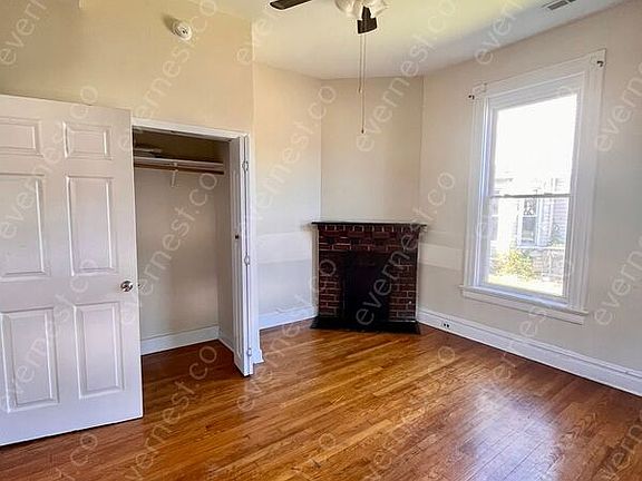 4th image of 1905 Fairmount Ave
