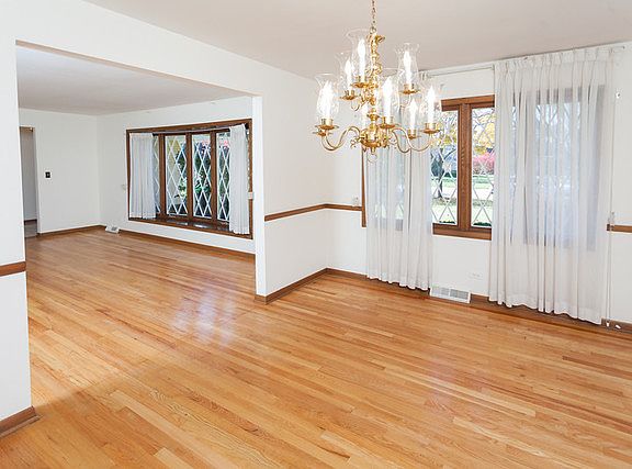 5th image of 7321 Bayberry Ln
