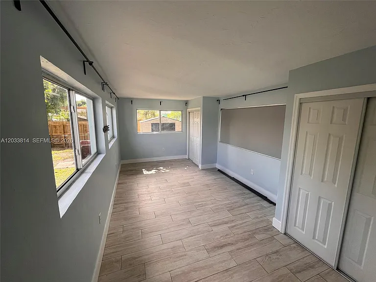 1860 NW 52nd St — Photo 12