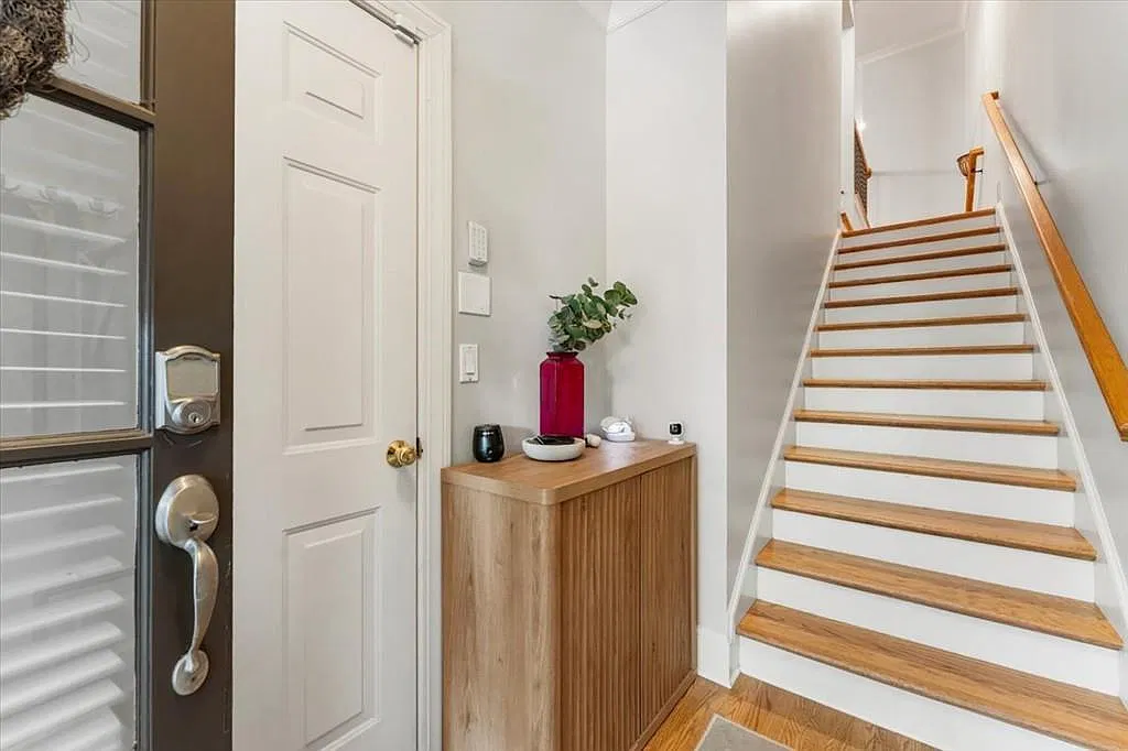 4 bed, 3.5 bath, 3157 sqft, $4,100 — Photo 3