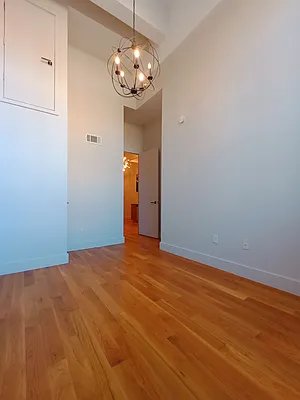 Rented by City Vista Inc | media 8