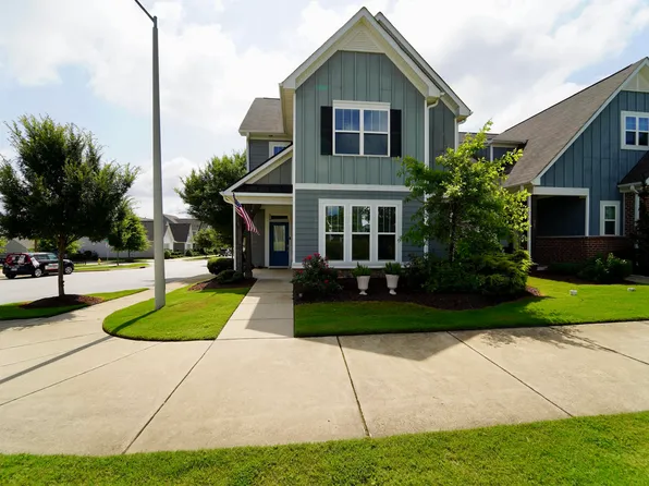 421 Old Ride Dr, Holly Springs, NC 27540