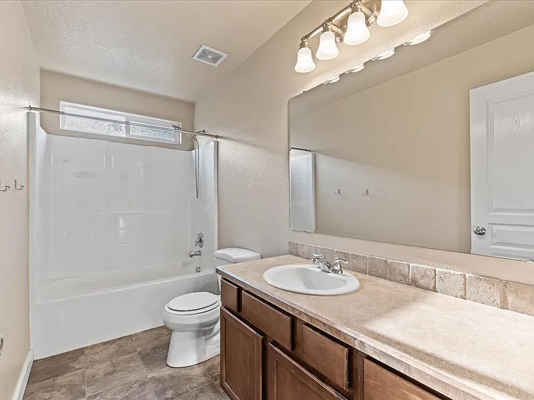 115 W Lava Falls St — Photo 23