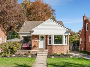 9602 Cavell St, Livonia, MI 48150