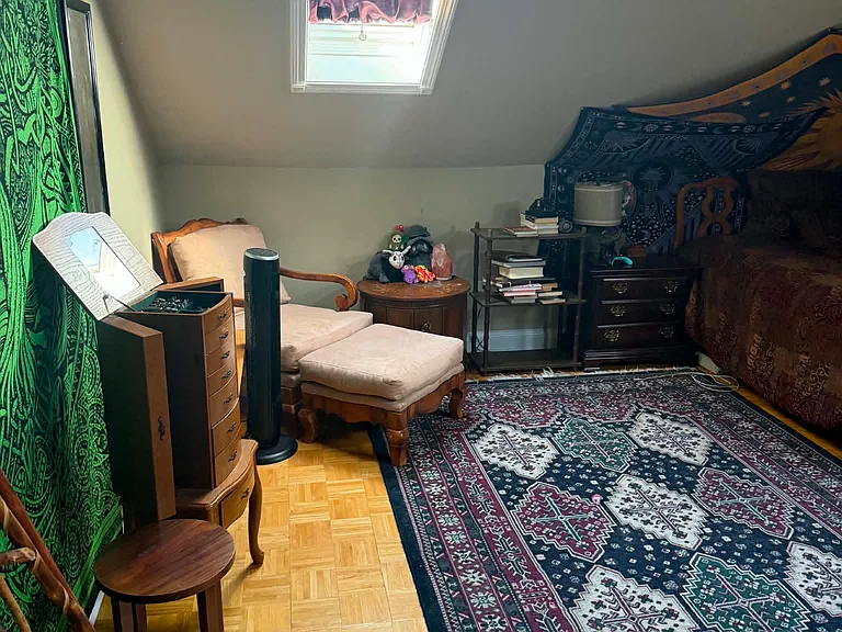 59 Howard Ave — Photo 8