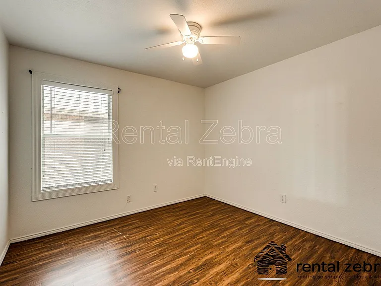 1336 Castle Ridge Rd — Photo 16