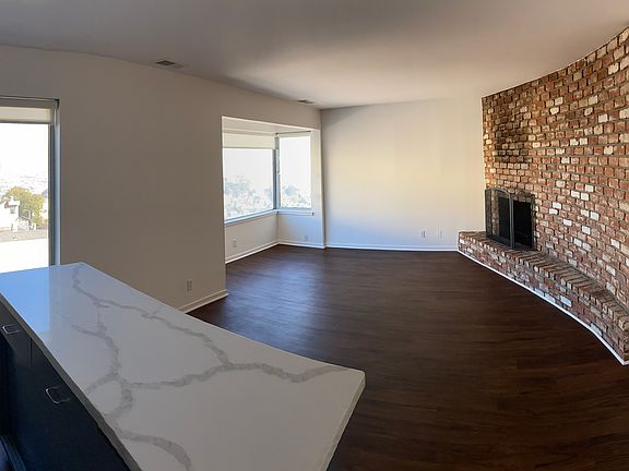 3rd image of 801 Corbett Ave APT 10