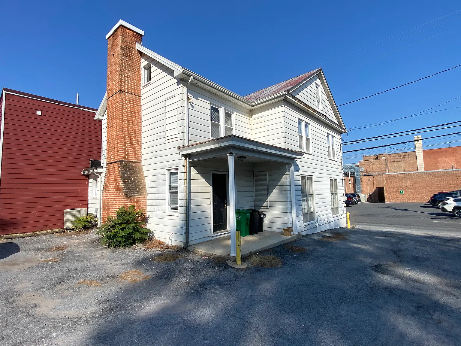 4 bed, $1,995 — Photo 3