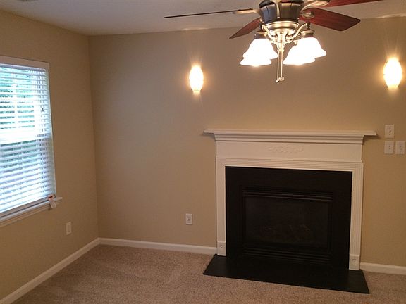 5th image of 10 Tarrywood Ct