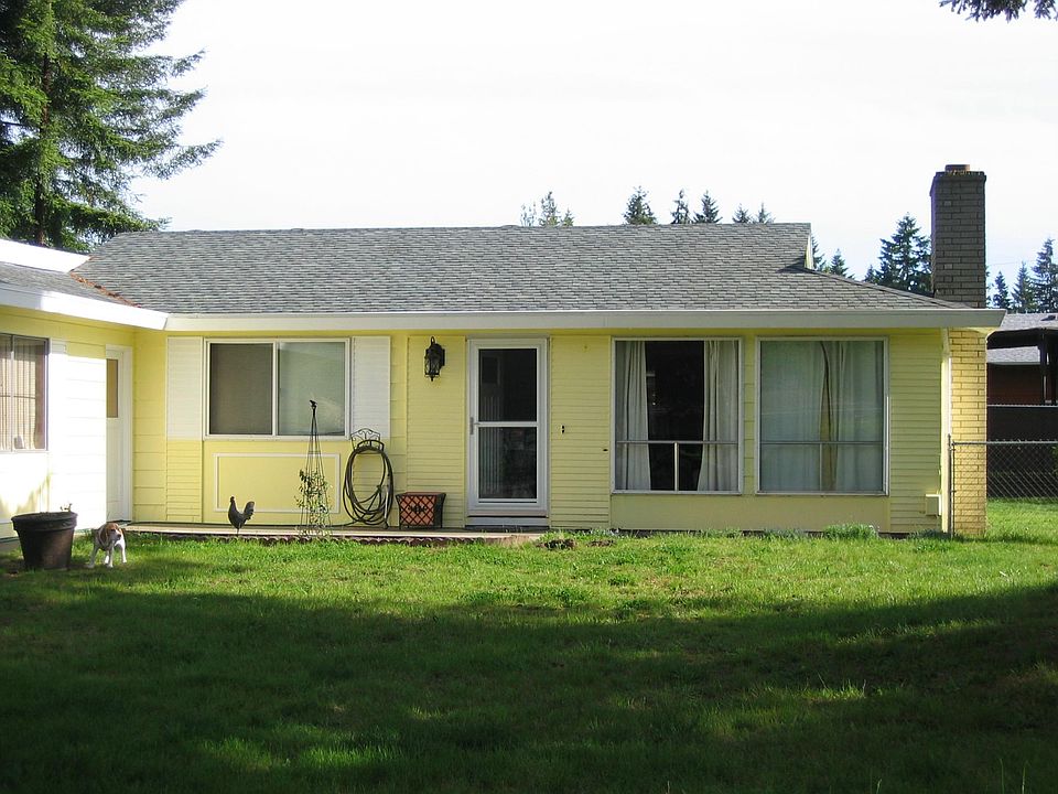 1st image of 2130 SE Holly Ct