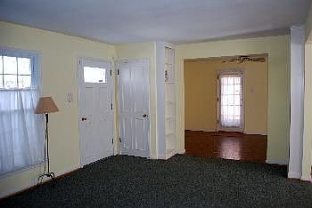 5th image of 6810 Ravenscroft Dr