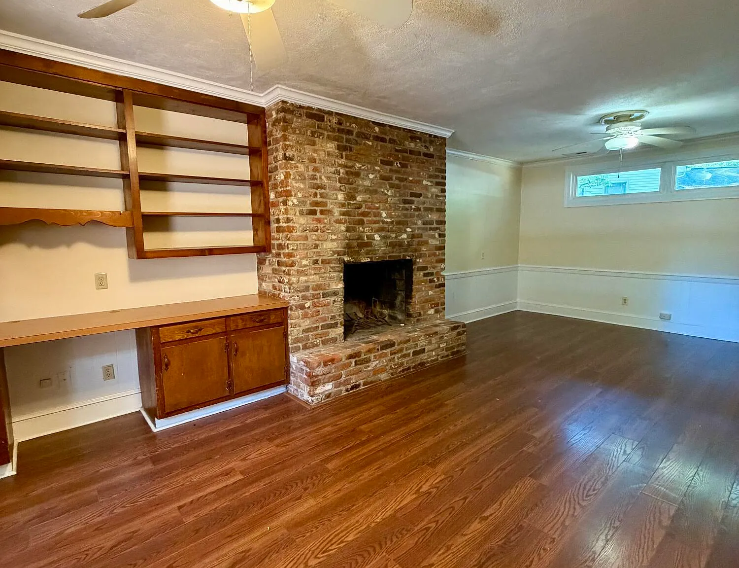 3 bed, 2.5 bath, $1,945 — Photo 3