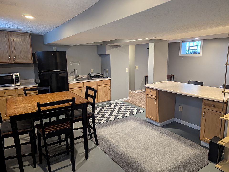 1st image of 2524 Aldrich Ave S #2