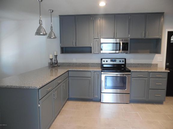 3rd image of 1225 Denaud St