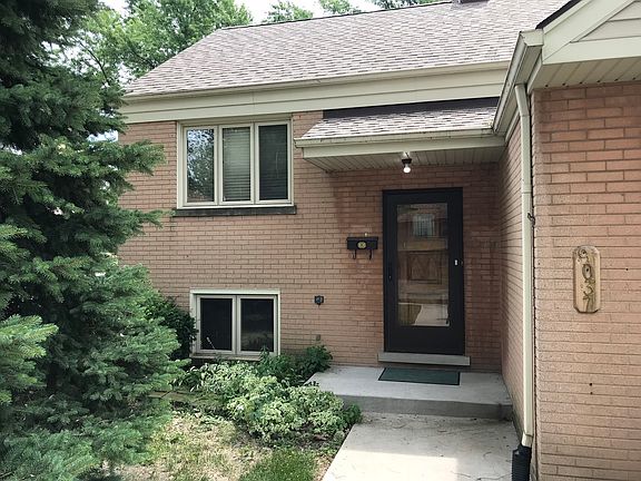 4th image of 9037 Bartlett Ave