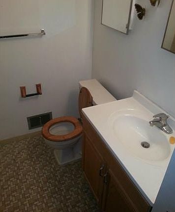 5th image of 14241 Talbot Ave