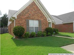 5379 Bradley Ln, Southaven, MS 38671